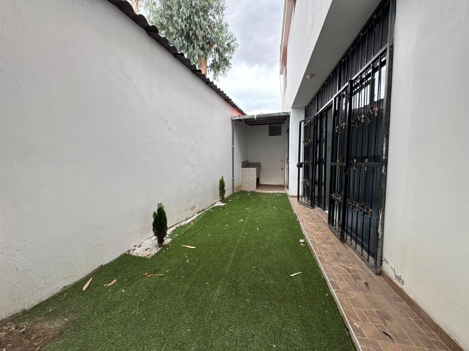 Casa de Inversión en Cajamarca | Ingresos garantizados Casa en venta con flujo de ingresos garantizafos en Cajamarca. Ubicación premium cerca de la UPN y centros comerciales.