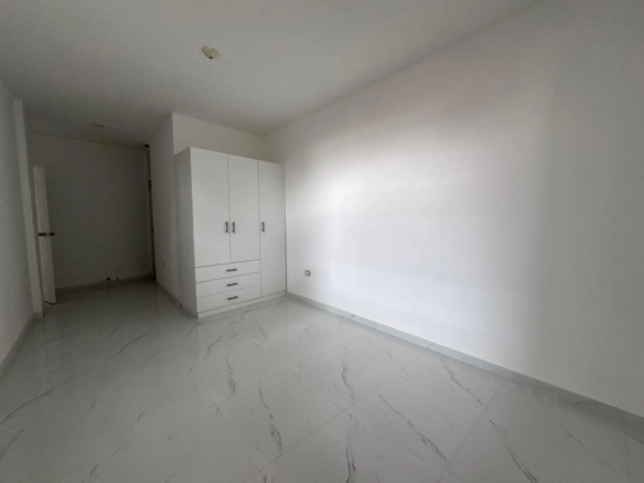 Casa en venta con flujo de ingresos garantizafos en Cajamarca. Ubicación premium cerca de la UPN y centros comerciales.