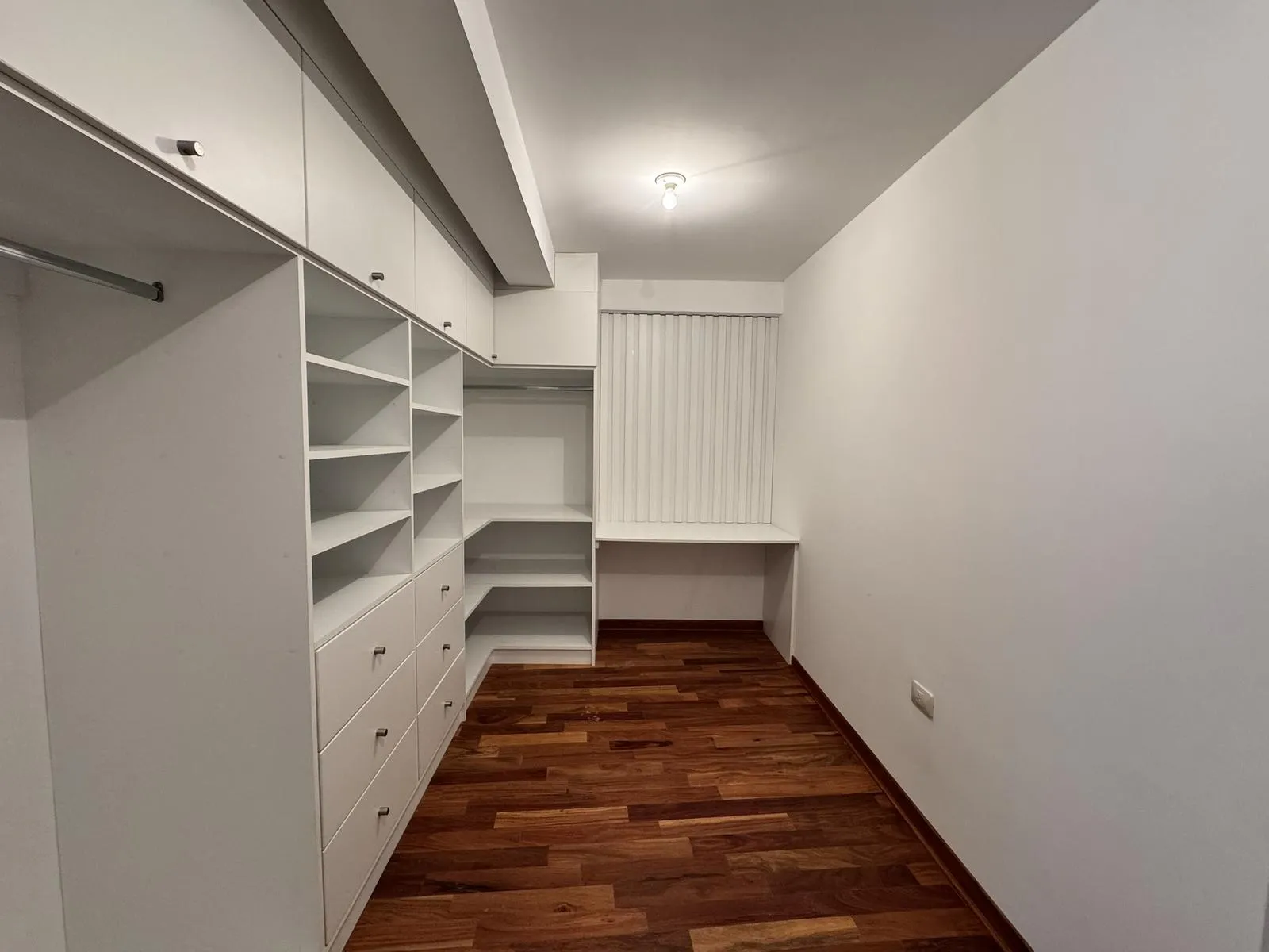 Departamento en Baños del Inca | 1er Piso + 3 Dormitorios Departamento en Venta en primer piso en Baños del Inca, Cajamarca. 3 dormitorios, 120 m² y acabados premium. ¡Visítalo hoy!