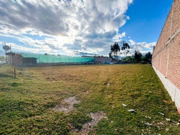 ✅ Terreno en venta en Cajamarca perfecto para construir tu casa o negocio. Servicios básicos incluidos ¡Invierte con seguridad!