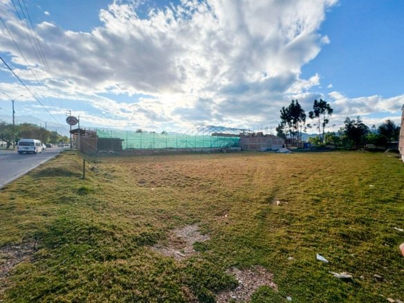 ✅ Terreno en venta en Cajamarca perfecto para construir tu casa o negocio. Servicios básicos incluidos ¡Invierte con seguridad!