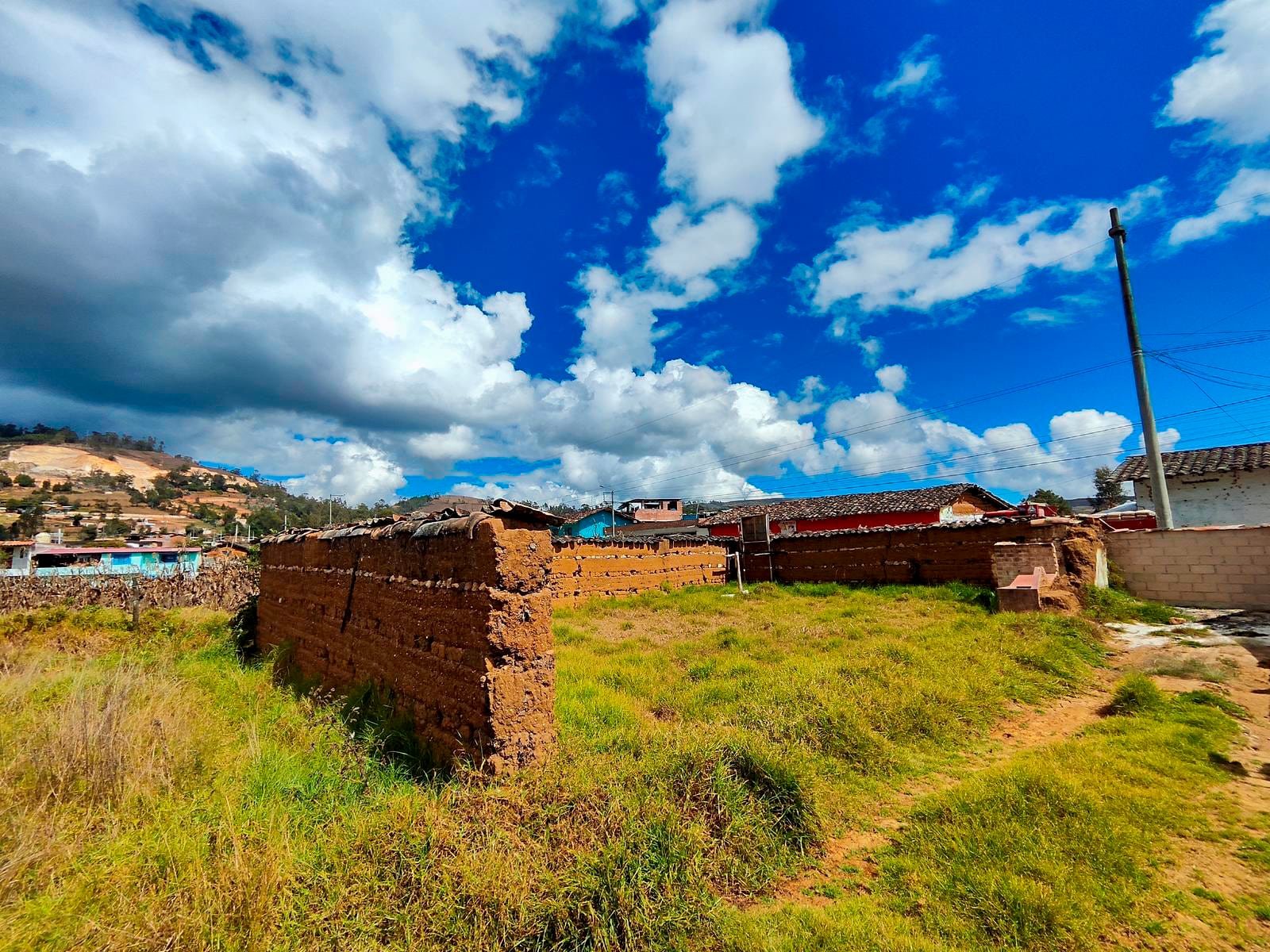 ✅ Terreno en venta en Celendin perfecto para construir tu casa o negocio. Servicios básicos incluidos ¡Invierte con seguridad!