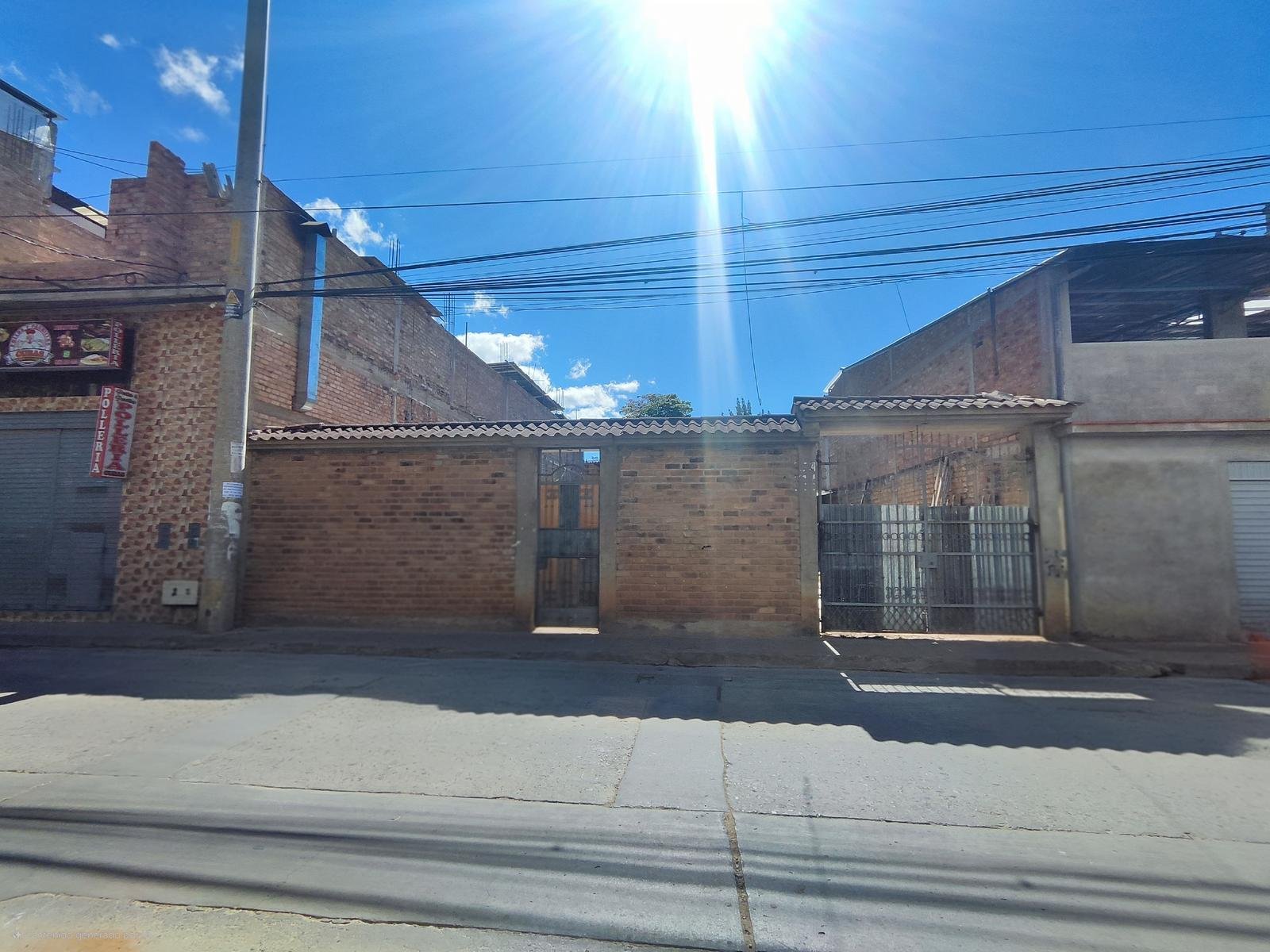 Terreno en Venta en Baños del Inca, Cajamarca – 352 m² ✅ Terreno en venta en Baños del Inca perfecto para construir tu casa o negocio. Servicios básicos incluidos. Invierte con seguridad!