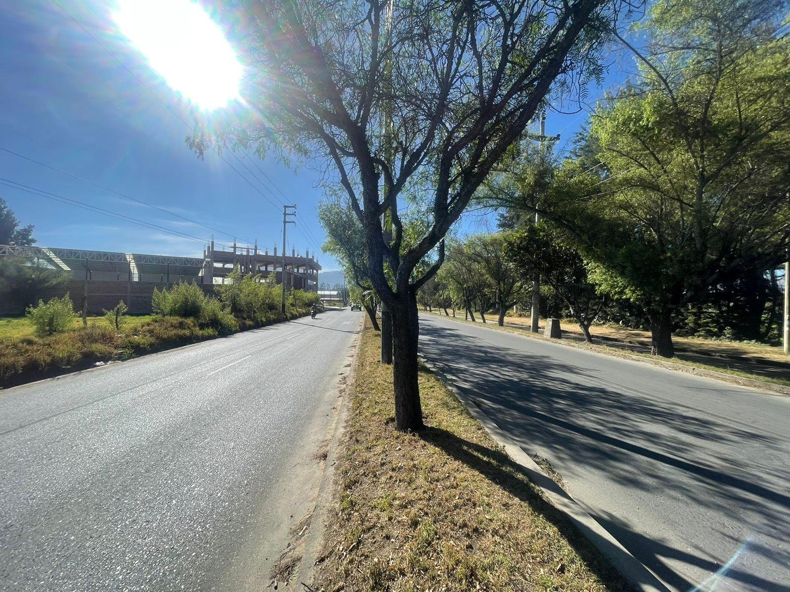 Amplio terreno en venta en Av. Atahualpa, Cajamarca. 44,064 m² ideales para proyectos comerciales, residenciales o turísticos. Inversión estratégica.