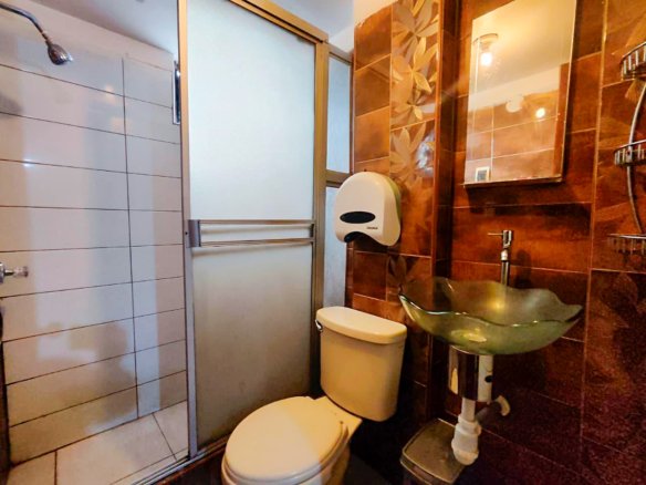 Departamento en Alquiler céntrico en Cajamarca, Jr. Ayacucho. 2 dormitorios, 2 baños, 90 m². ¡Oportunidad única por S/ 850!