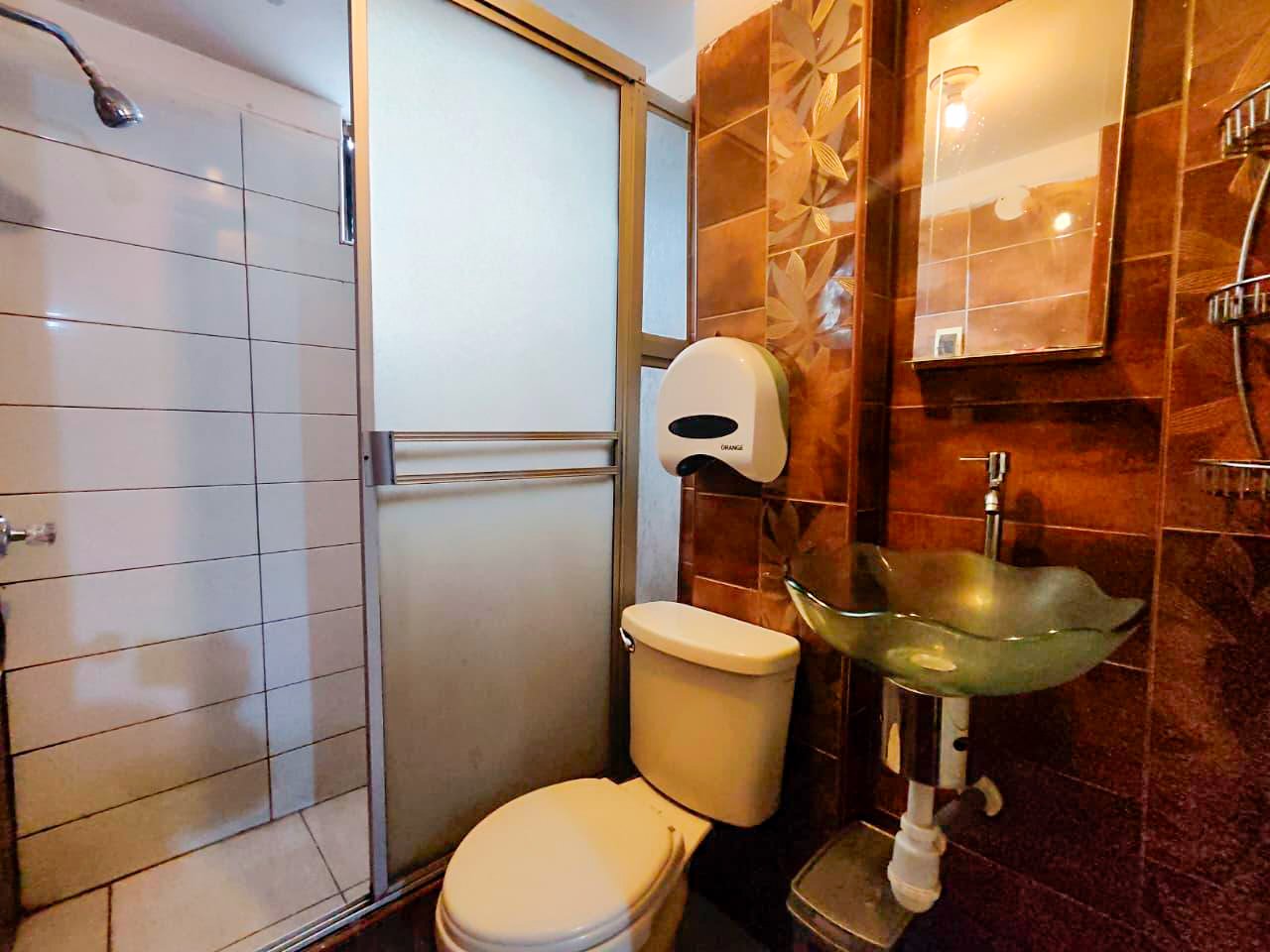 Departamento en Alquiler céntrico en Cajamarca, Jr. Ayacucho. 2 dormitorios, 2 baños, 90 m². ¡Oportunidad única por S/ 850!