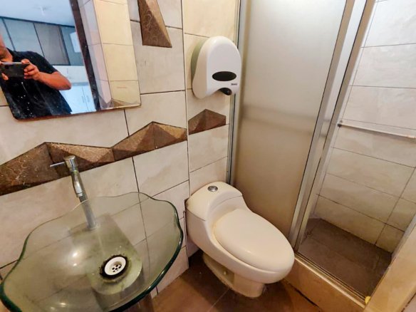 Departamento en Alquiler céntrico en Cajamarca, Jr. Ayacucho. 2 dormitorios, 2 baños, 90 m². ¡Oportunidad única por S/ 850!