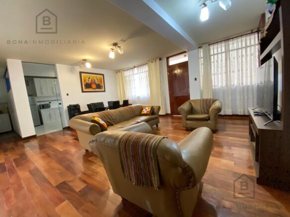 Departamento — Cajamarca | Cajamarca | Cajamarca [BAP5894630]